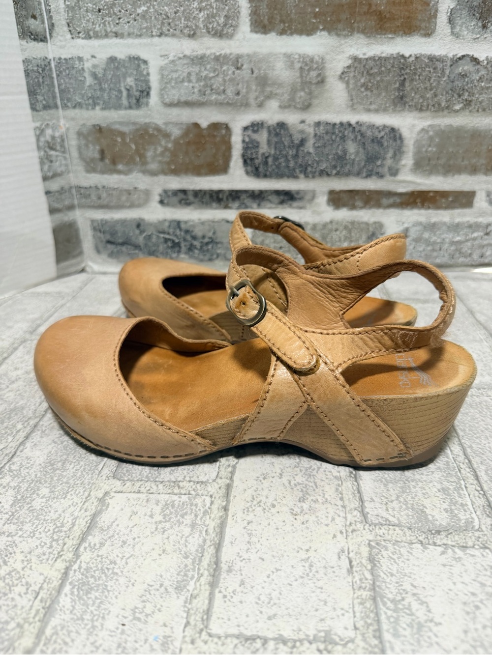 Dansko Tiffani Milled Burnished Mules with Buckle size 40 9-9.5 - Picture 7 of 13